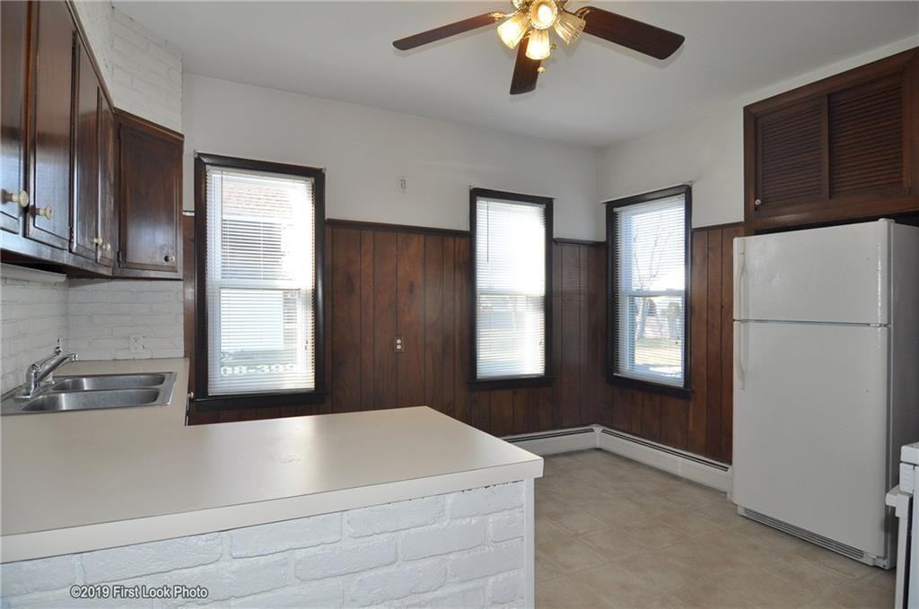 324 Fort St #1stFL - Photo 3 of 16