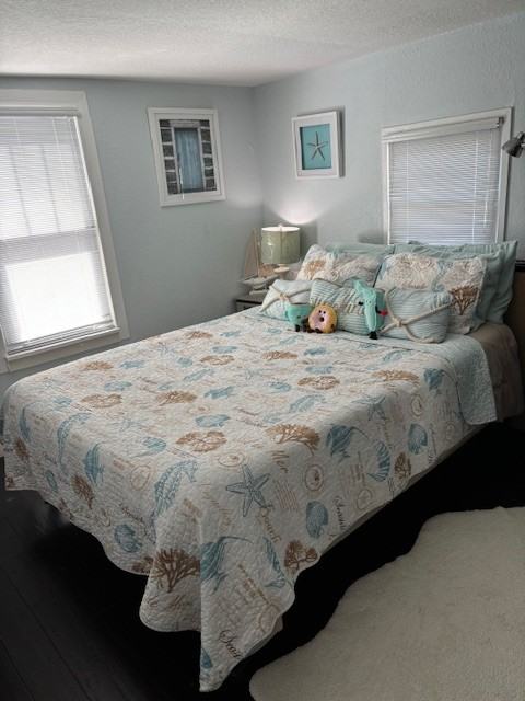 724 Grove St N #2 - Photo 6 of 16