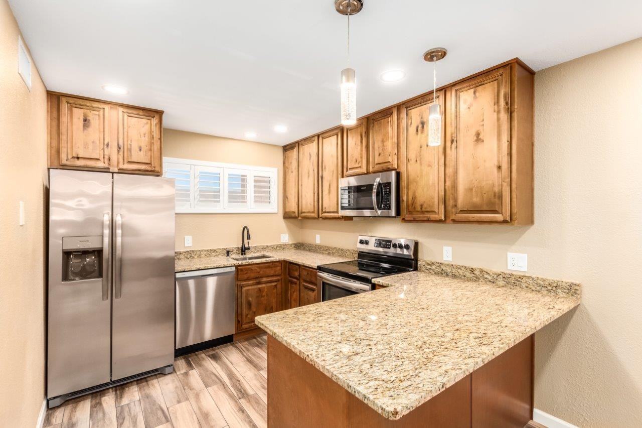 11640 N 51st Ave #216 - Photo 4 of 20