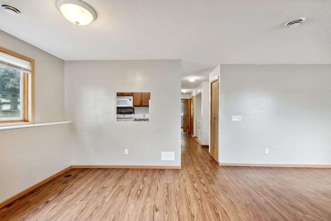 9002 Lexington Ave N #9002 - Photo 5 of 19