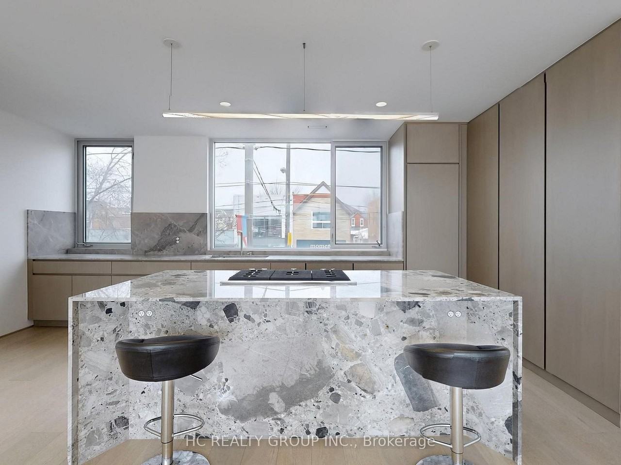 899 Dundas Street West - Photo 3 of 20