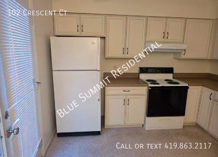 102 Crescent Ct - Photo 4 of 14