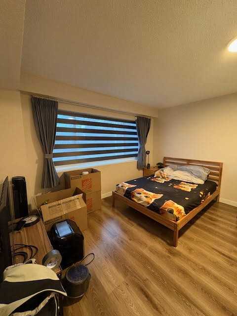 2870 East 15th Avenue - Photo 5 of 5