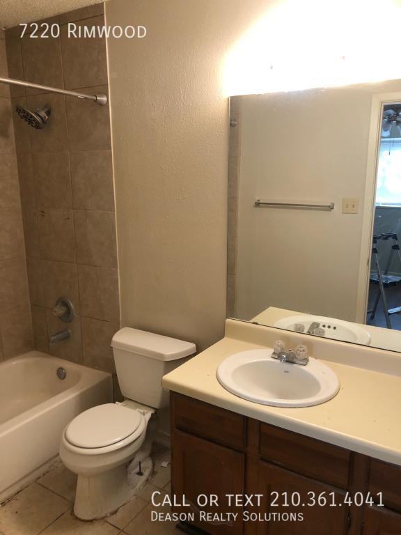 7220 Rimwood - Photo 4 of 27