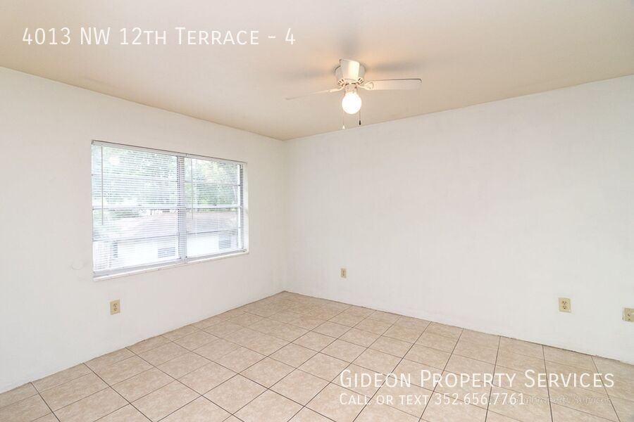 4013 Nw 12th Ter #4 - Photo 4 of 15