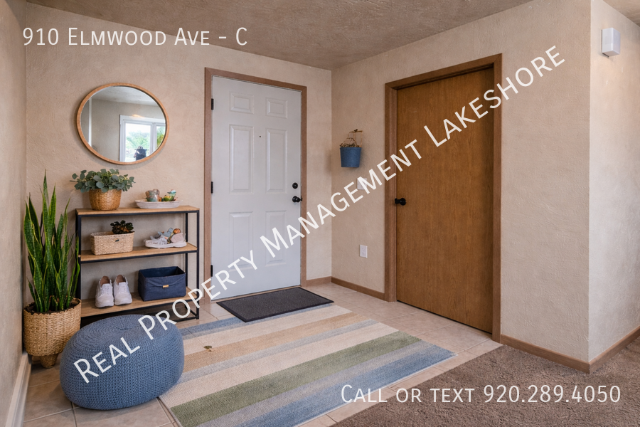 910 Elmwood Ave #C - Photo 3 of 11