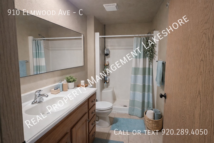 910 Elmwood Ave #C - Photo 4 of 11