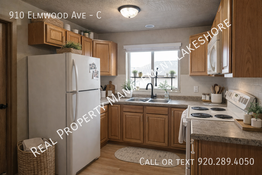 910 Elmwood Ave #C - Photo 6 of 11