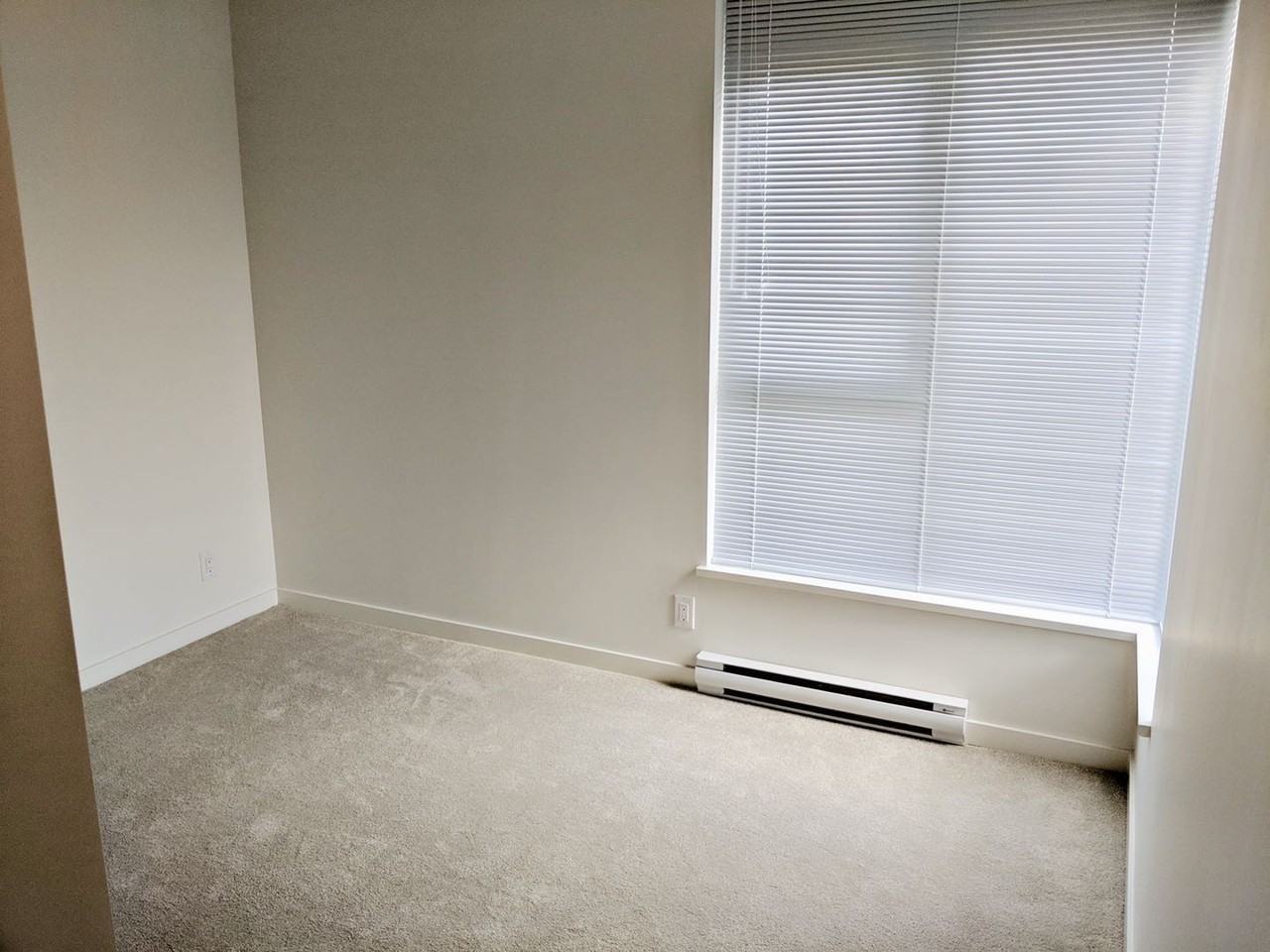 691 North Road #108 - Photo 5 of 9