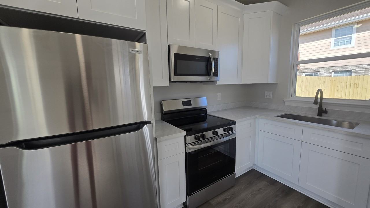 3625 Park Blvd #3625 - Photo 3 of 10