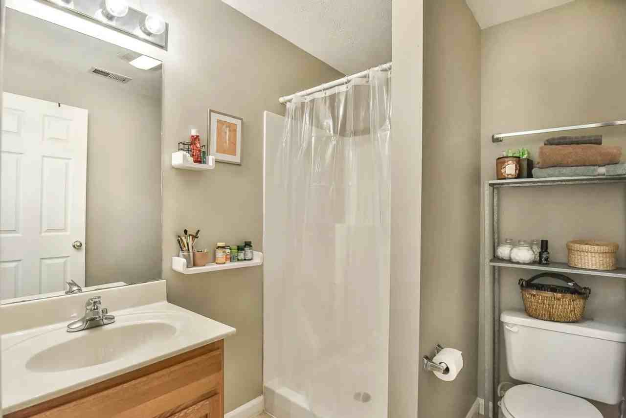 314 W Riley Dr Apt G7 #7G - Photo 2 of 13