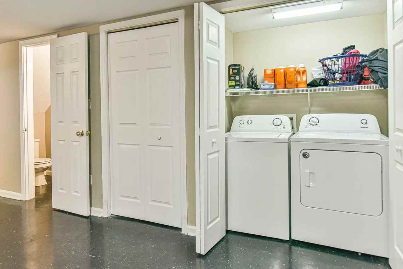 314 W Riley Dr Apt G7 #7G - Photo 3 of 13