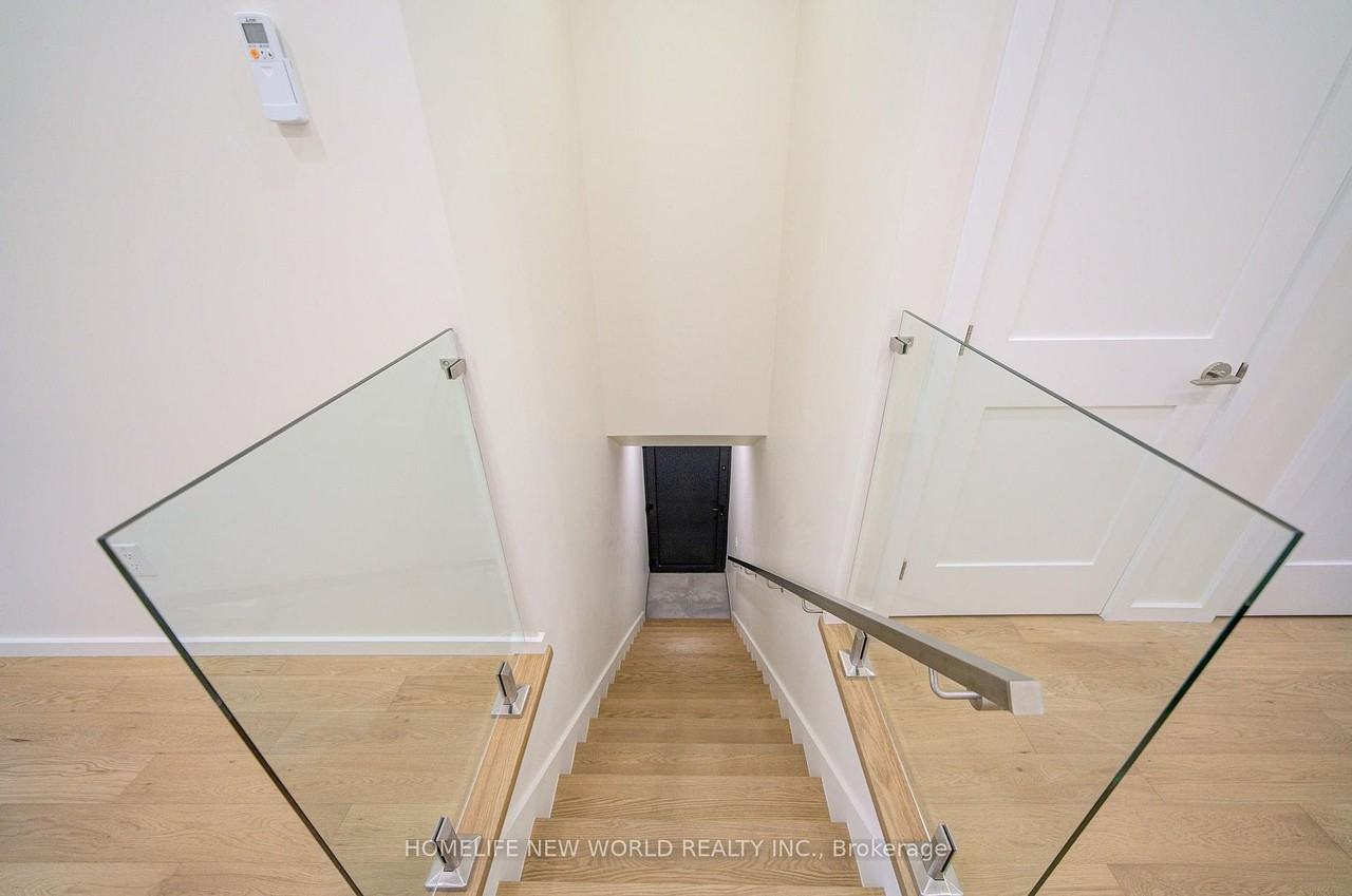 78 Gladstone Avenue #2 - Photo 4 of 24