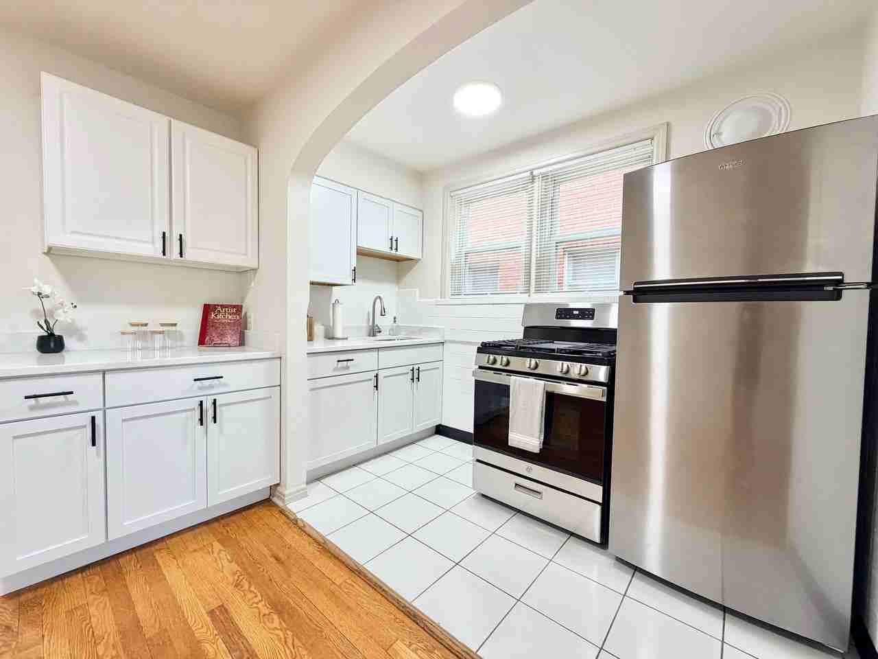 5308 Jamieson Avenue #1S - Photo 2 of 11