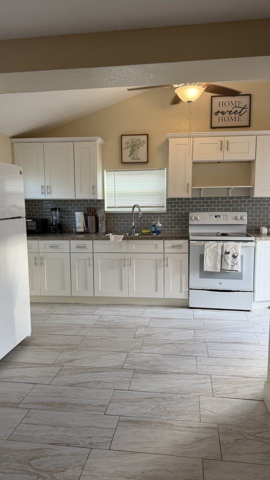 807 N Matanzas Ave #1 - Photo 5 of 15