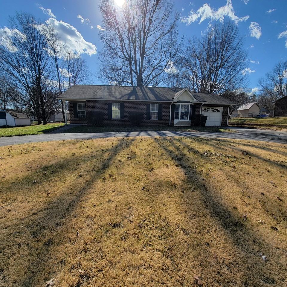 1535 Garden Ln #NA - Photo 2 of 18