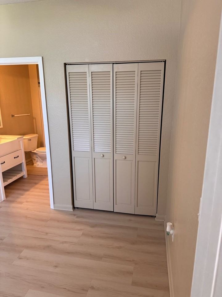 9085 Lee Vista Boulevard #1007 - Photo 7 of 14