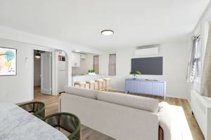 featured image of 100 W Bellecrest Ave