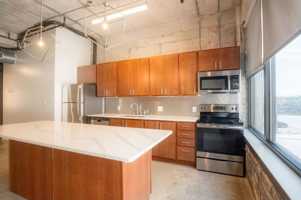 featured image of 200 10th St