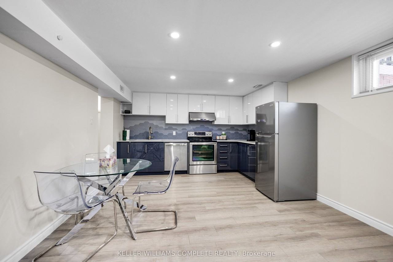 38 Birgitta Cres - Photo 2 of 6