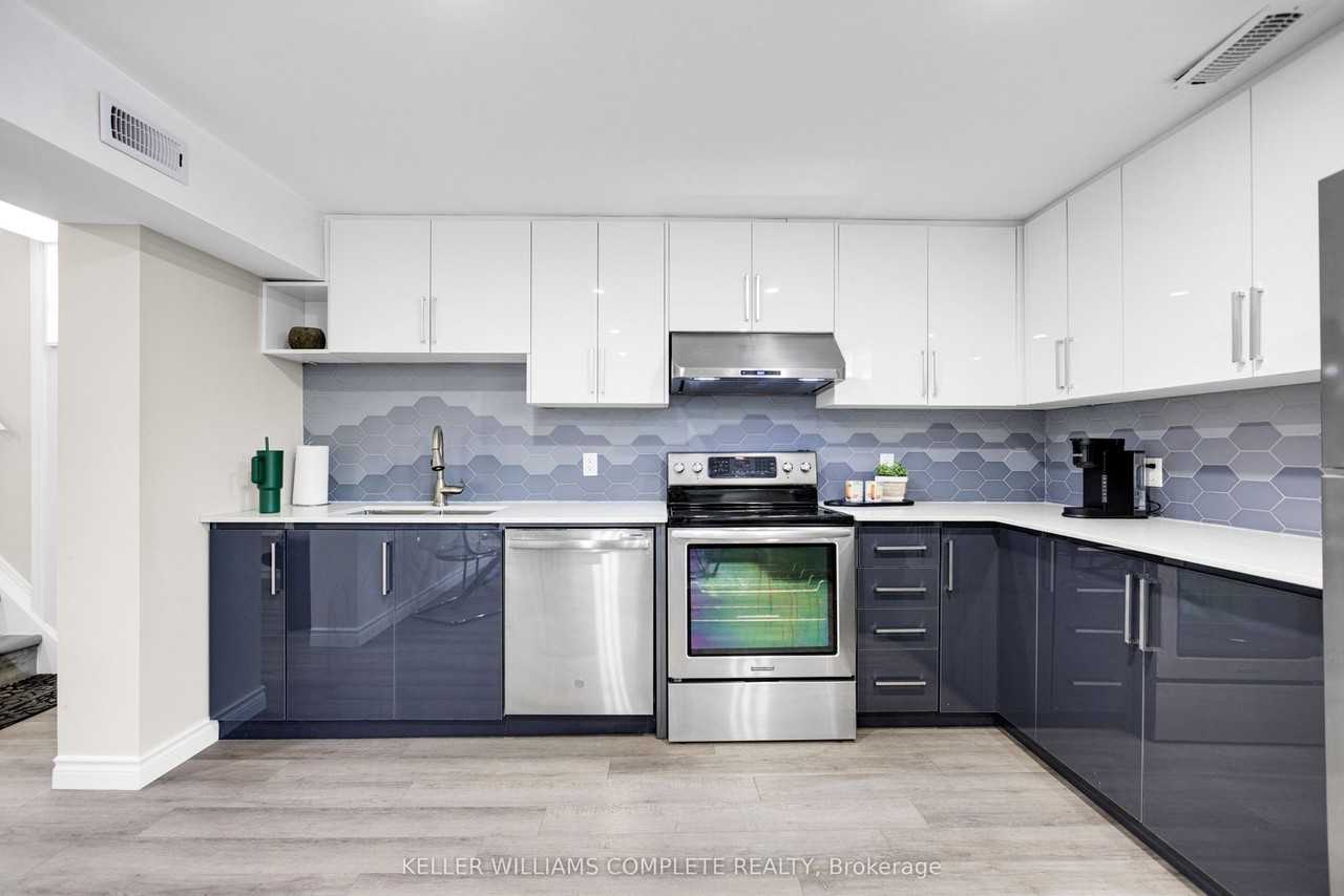 38 Birgitta Cres - Photo 3 of 6