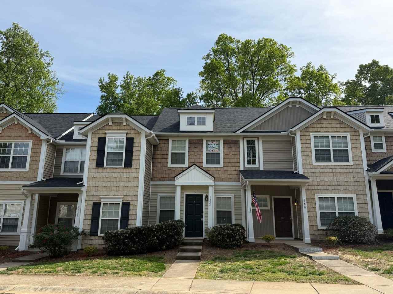 1224 Liberty Bell Ct - Photo 2 of 2