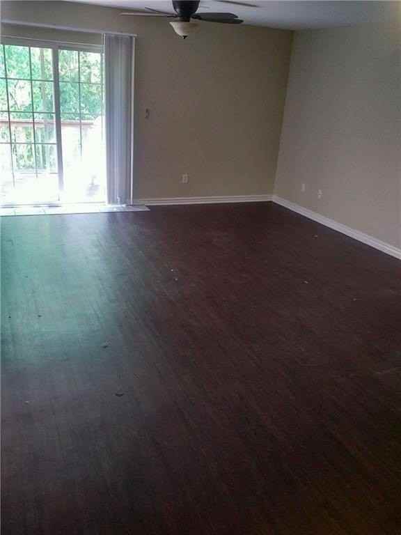 252 Graystone Cir - Photo 2 of 6