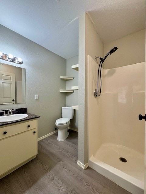 944 N Storer Ave #18 - Photo 6 of 7
