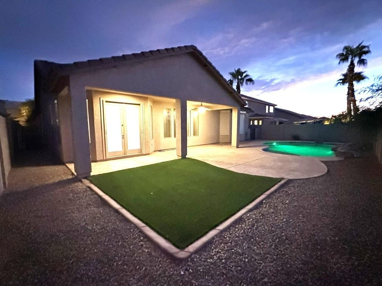 1812 E Beverly Rd - Photo 2 of 26