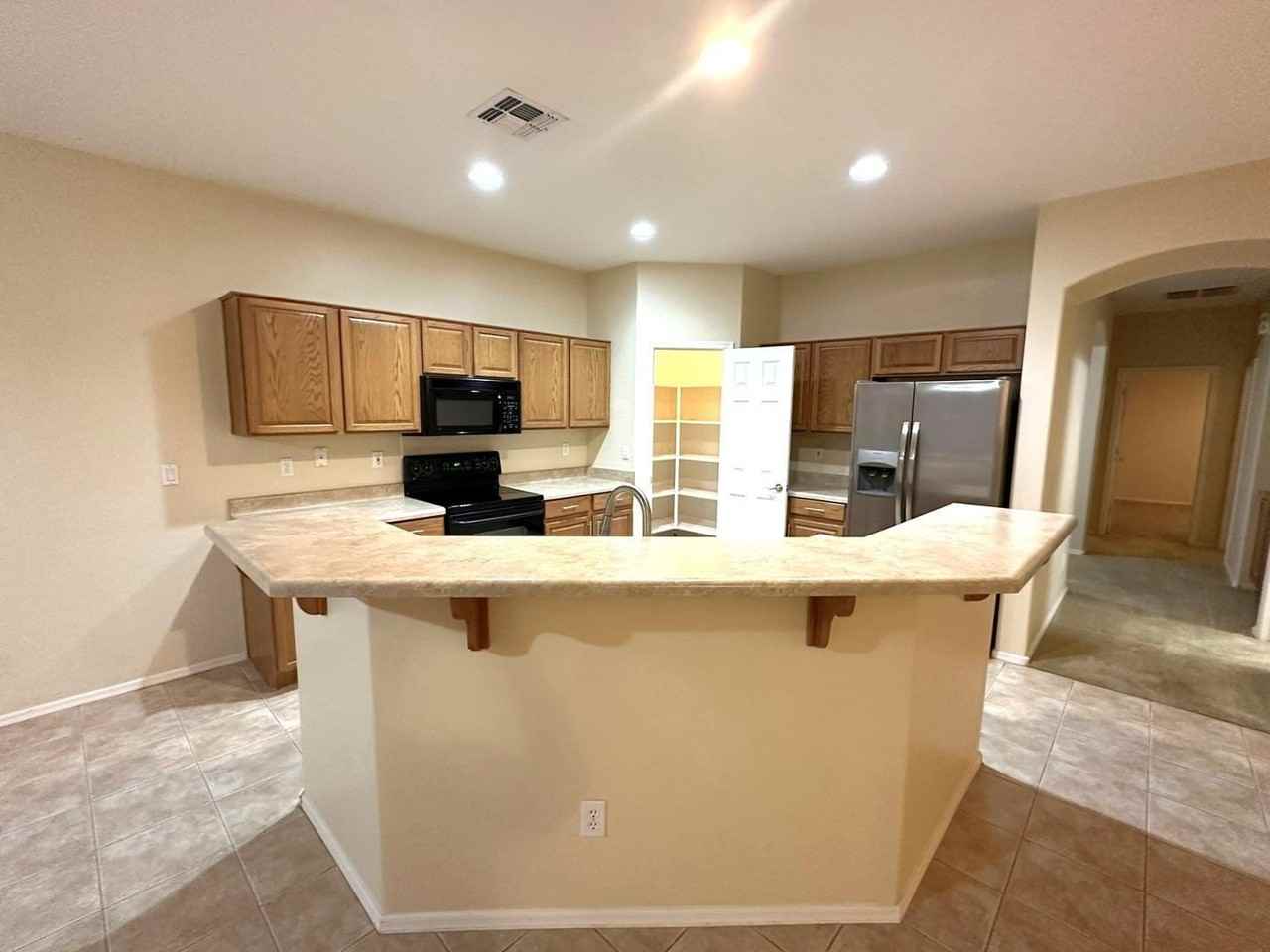 1812 E Beverly Rd - Photo 7 of 26