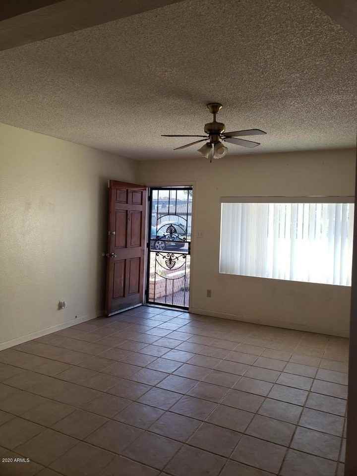 3327 W Joan De Arc Ave - Photo 4 of 18