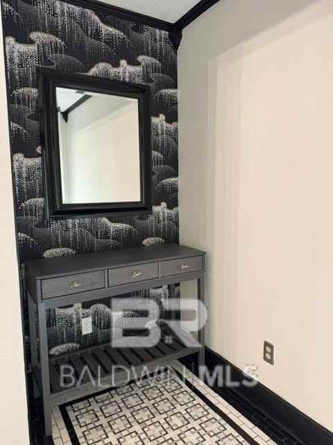 7067 Hickory Ln - Photo 3 of 21