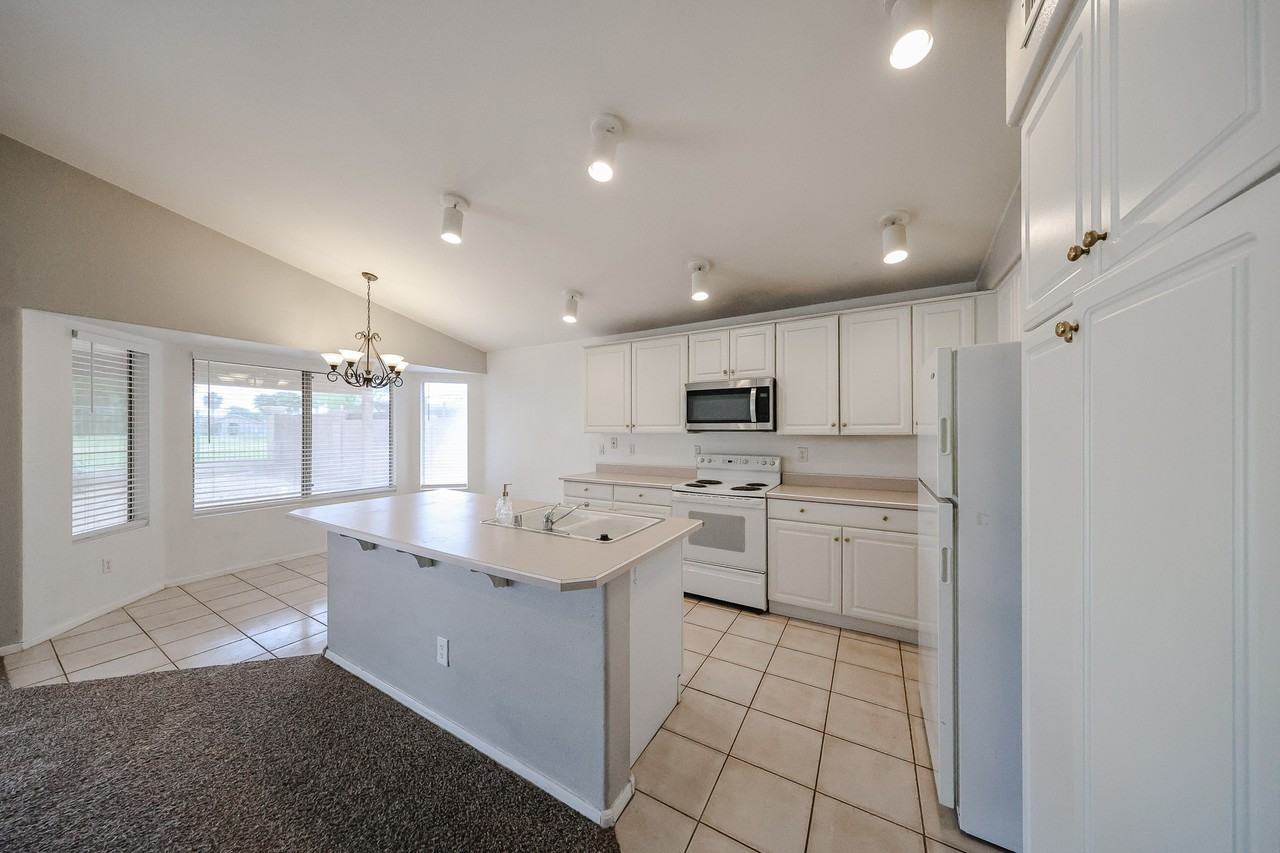 14707 W Lupine Ln #1 - Photo 4 of 50