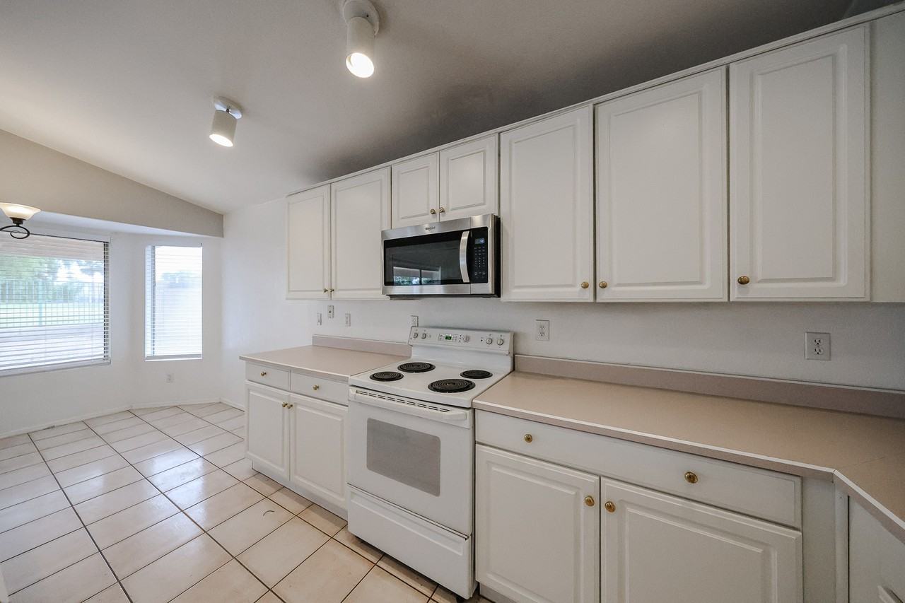 14707 W Lupine Ln #1 - Photo 5 of 50