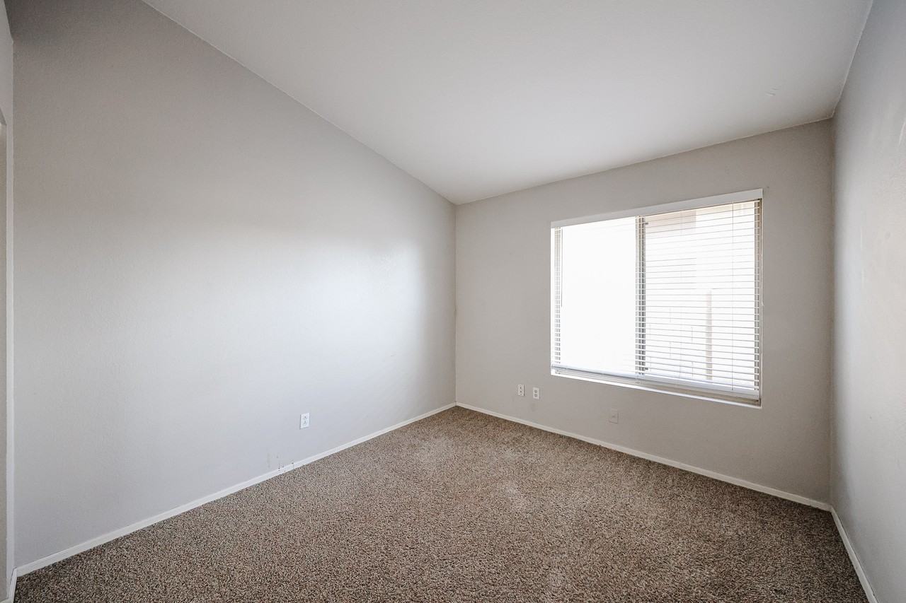 14707 W Lupine Ln #1 - Photo 7 of 50