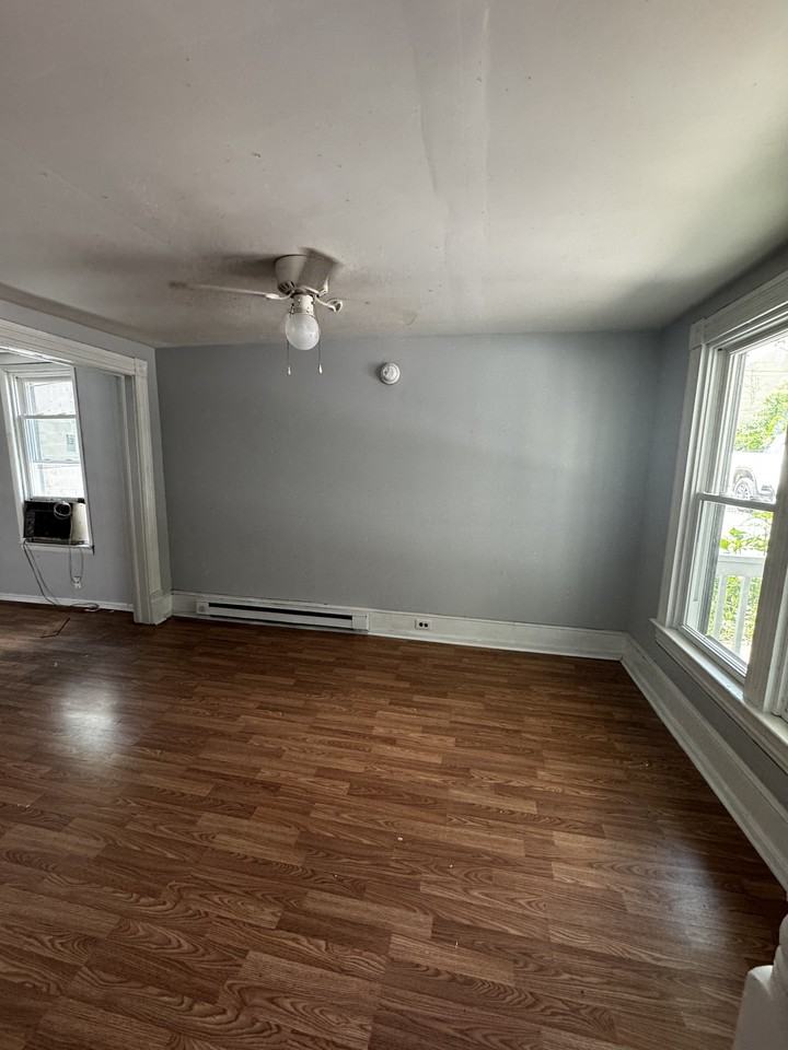 317 N Maple Ave #1 - Photo 3 of 14