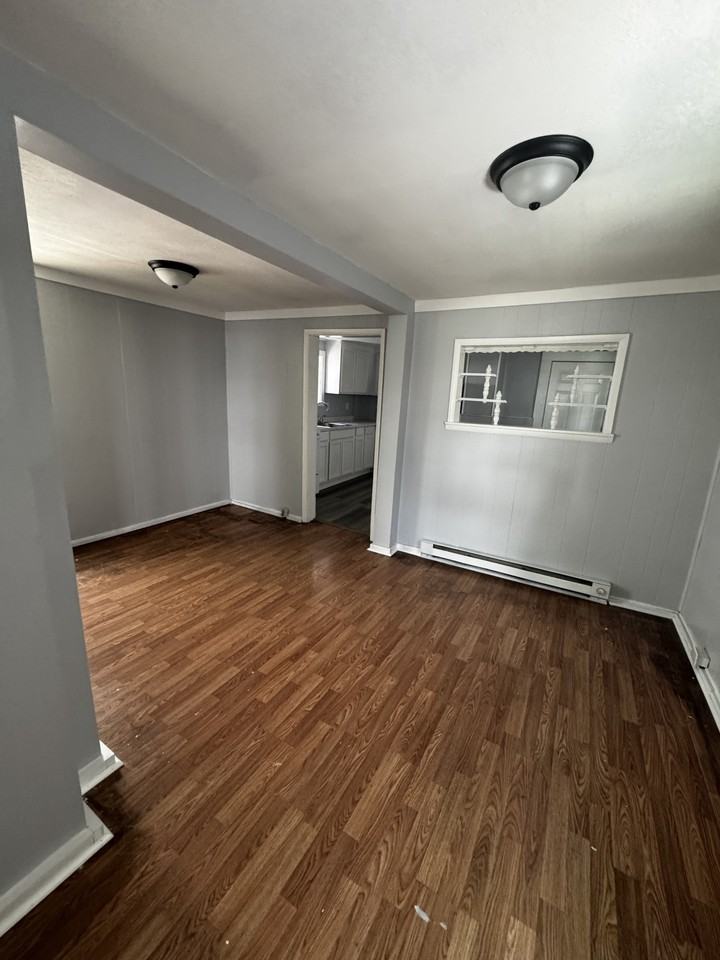 317 N Maple Ave #1 - Photo 4 of 14