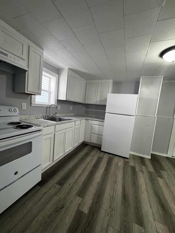 317 N Maple Ave #1 - Photo 6 of 14