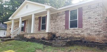 featured image of 619 Parkway Place Dr