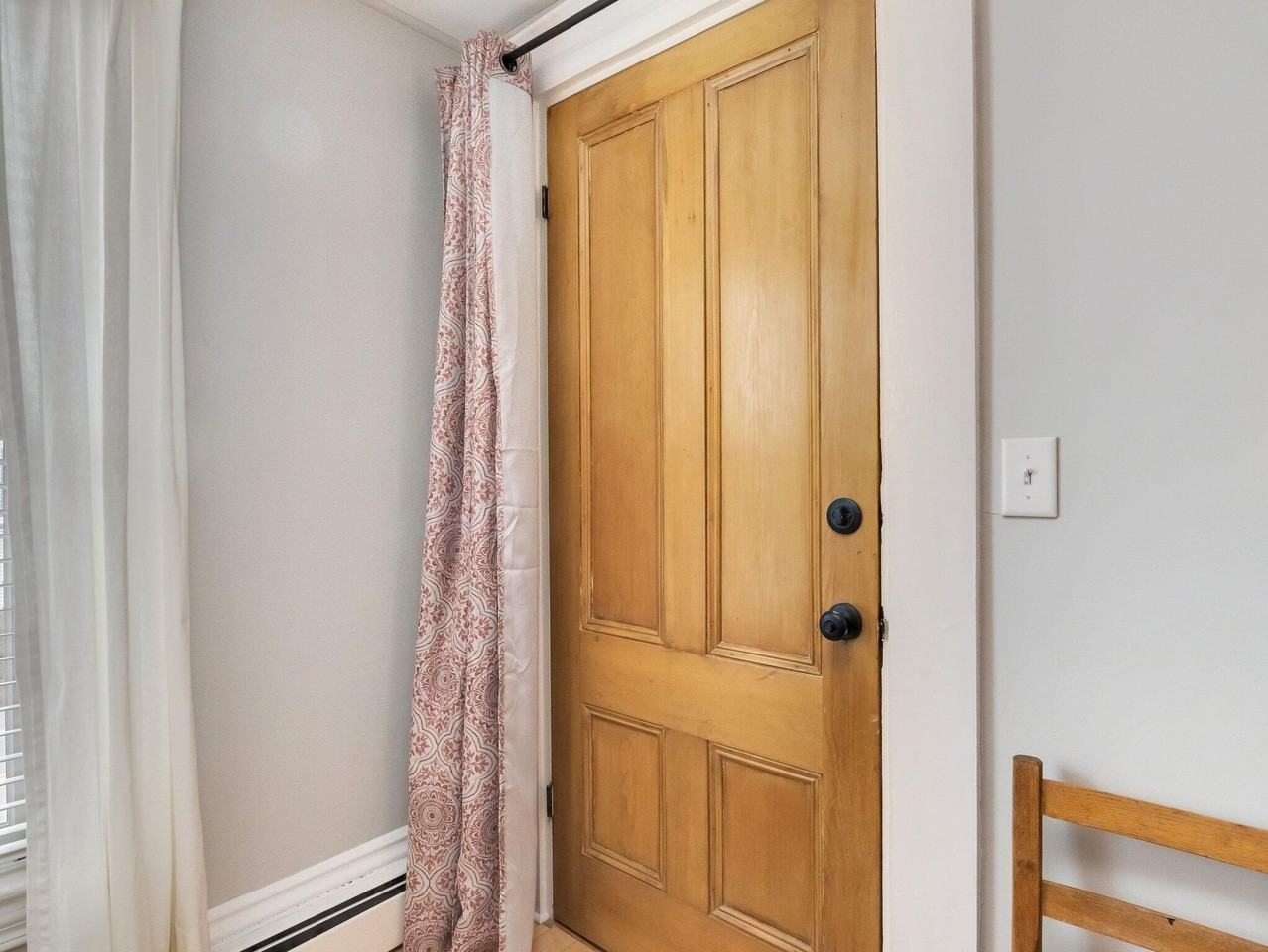 14 Center St #E - Photo 3 of 21