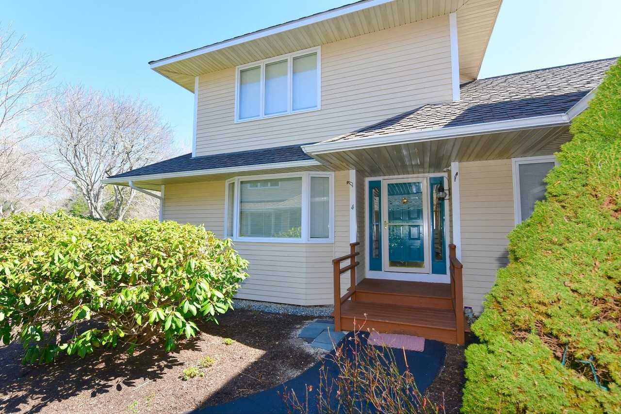 4 Bittersweet Ln #4G - Photo 2 of 26