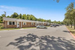 featured image of 125 College Ave