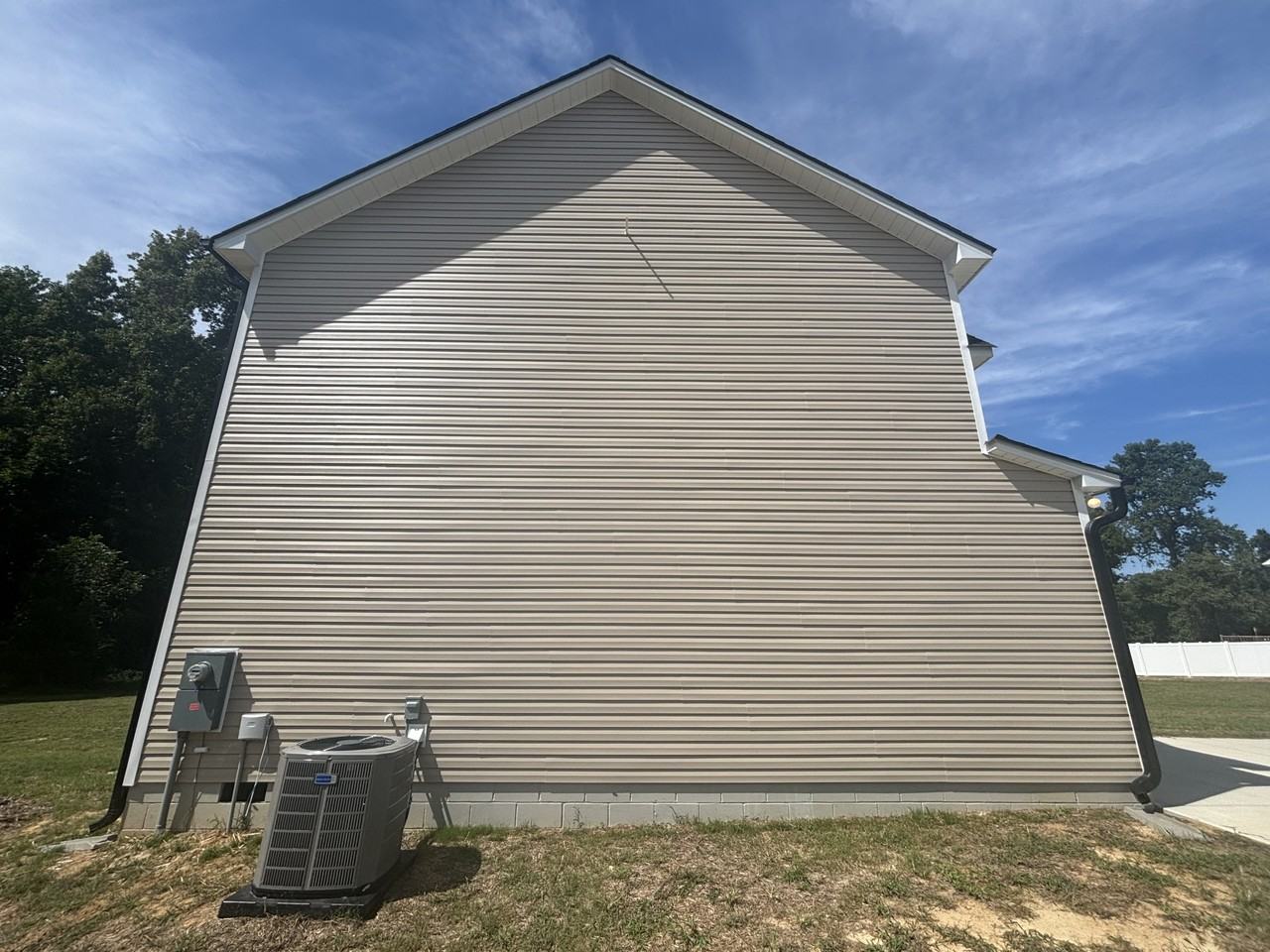 100 Disc Dr #1 - Photo 4 of 35