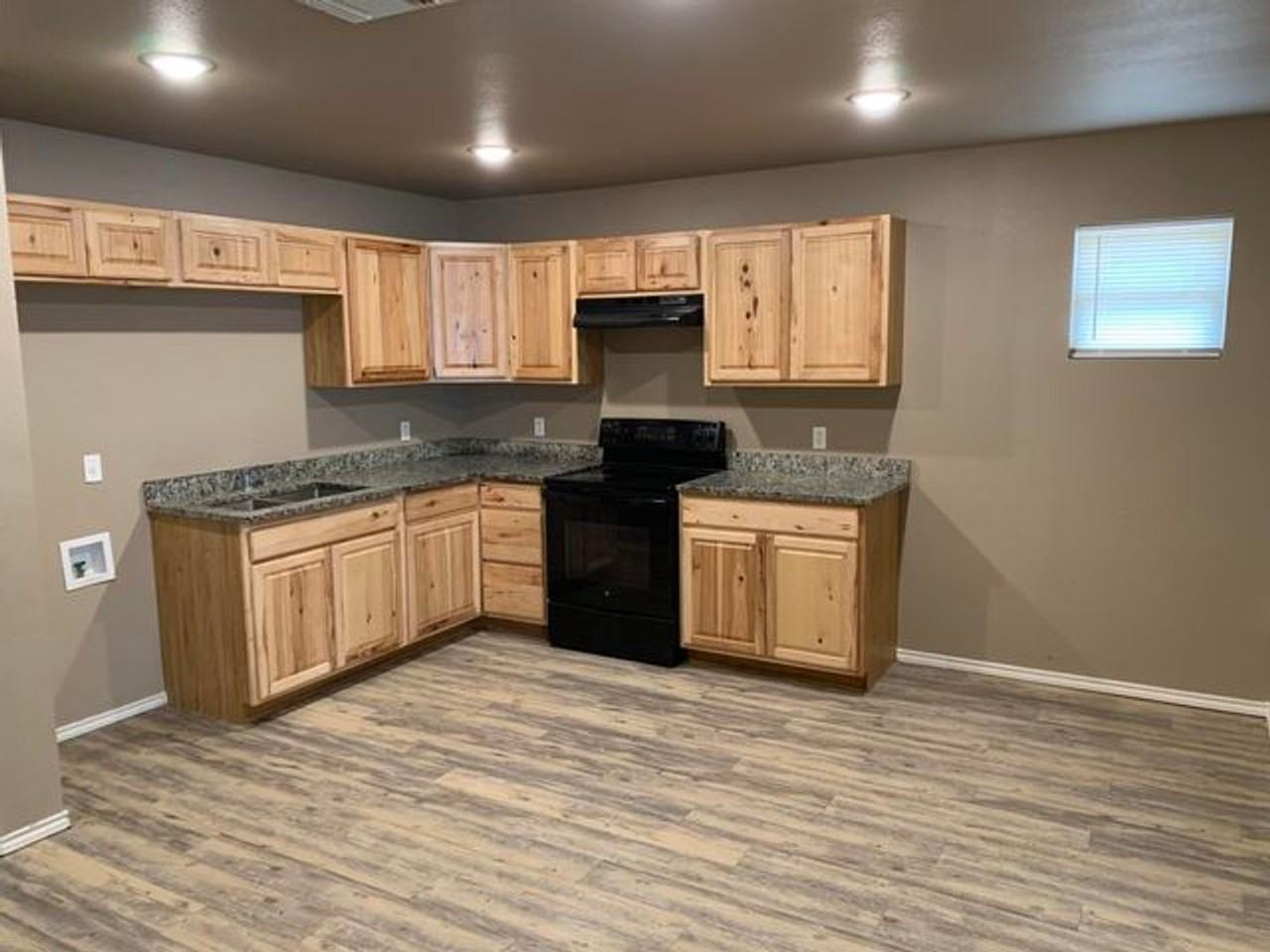 3611 E 3rd Pl - Photo 2 of 8