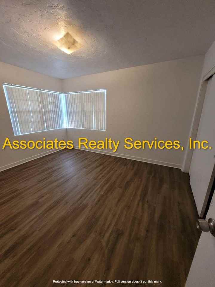 Little Pines Apts-450 - Photo 3 of 20