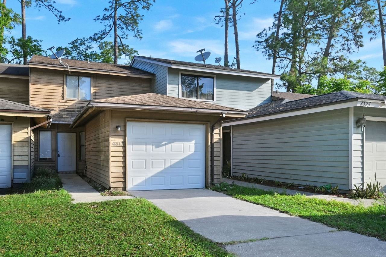 4317 Windergate Ct - Photo 2 of 25