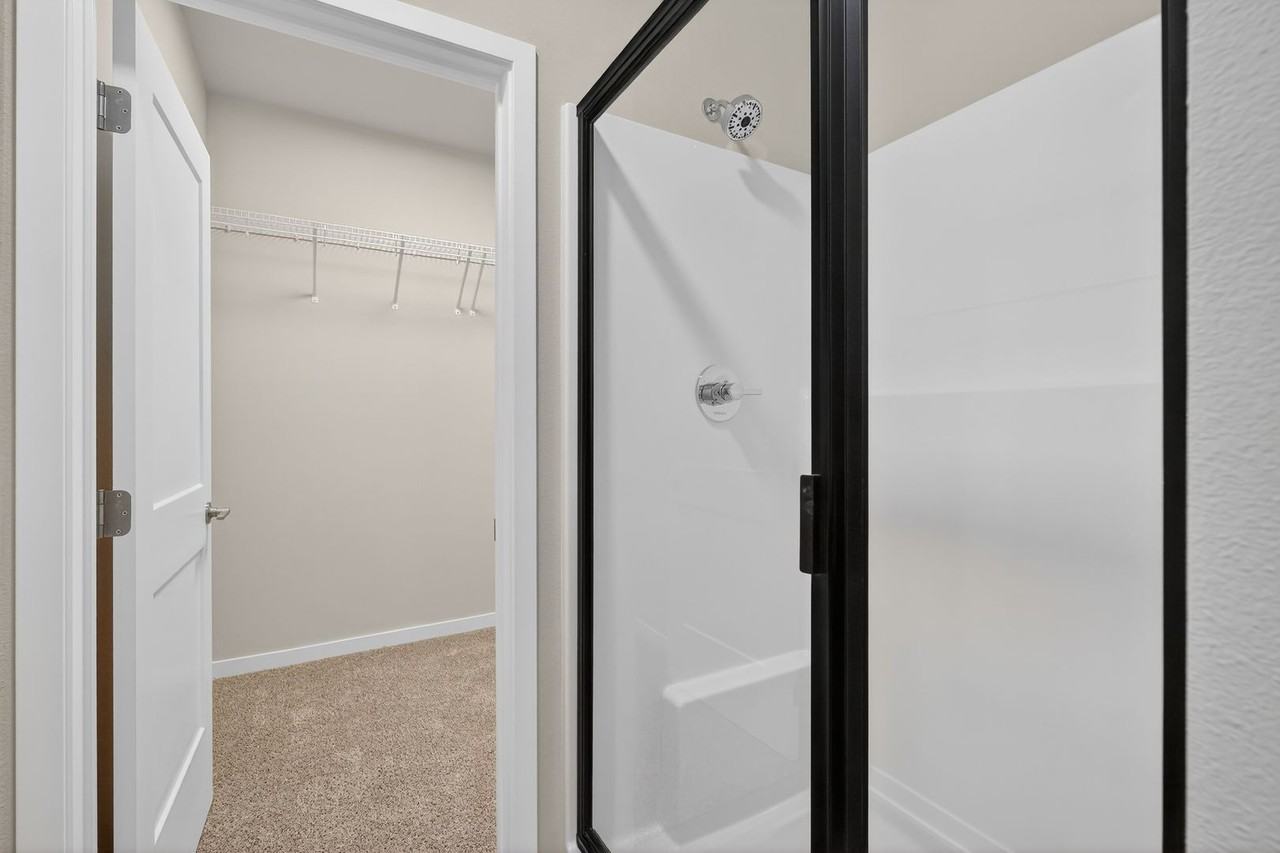 Lexington Park Townhome Rentals - Photo 2 of 34