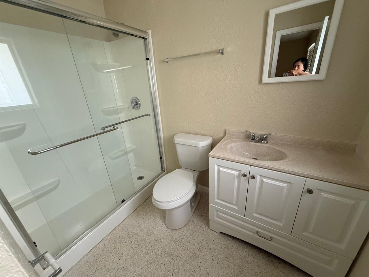 835 Ne 18th Ct - Photo 7 of 7