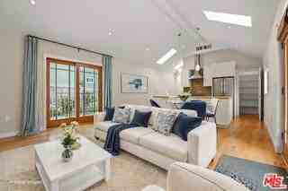 652 Kensington Rd #B - Photo 2 of 8