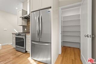 652 Kensington Rd #B - Photo 5 of 8